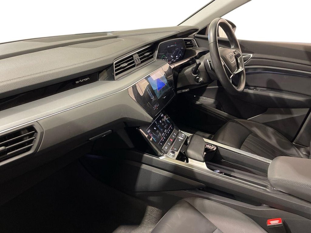 Used Audi e-tron 2020 for sale - 77007601: Photo 14