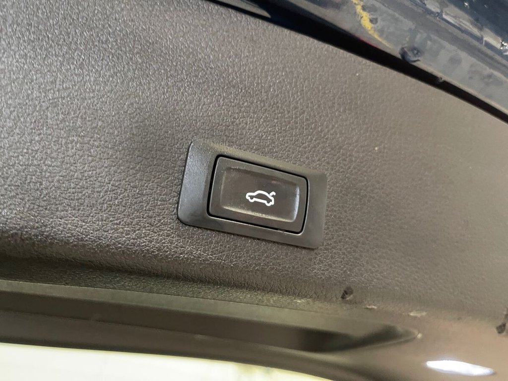 Used Audi e-tron 2020 for sale - 77007601: Photo 32