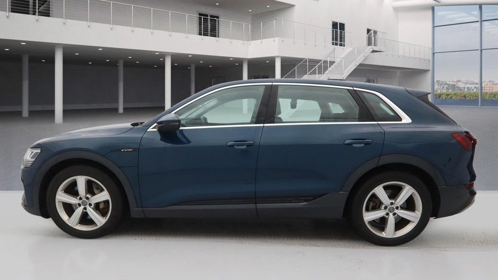 Used Audi e-tron 2020 for sale - 77007601: Photo 6
