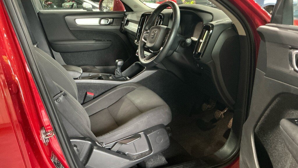 Used Volvo XC40 2021 for sale - 77263561: Photo 9