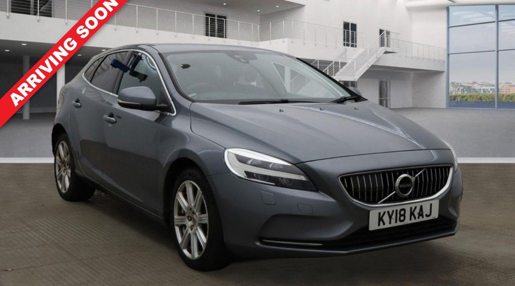 Used Volvo V40 2018 for sale - 76610241: Photo 1