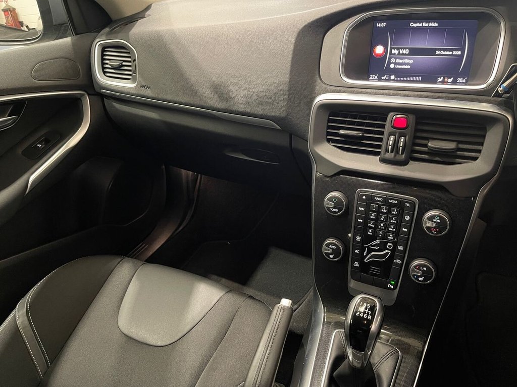 Used Volvo V40 2019 for sale - 76380104: Photo 14