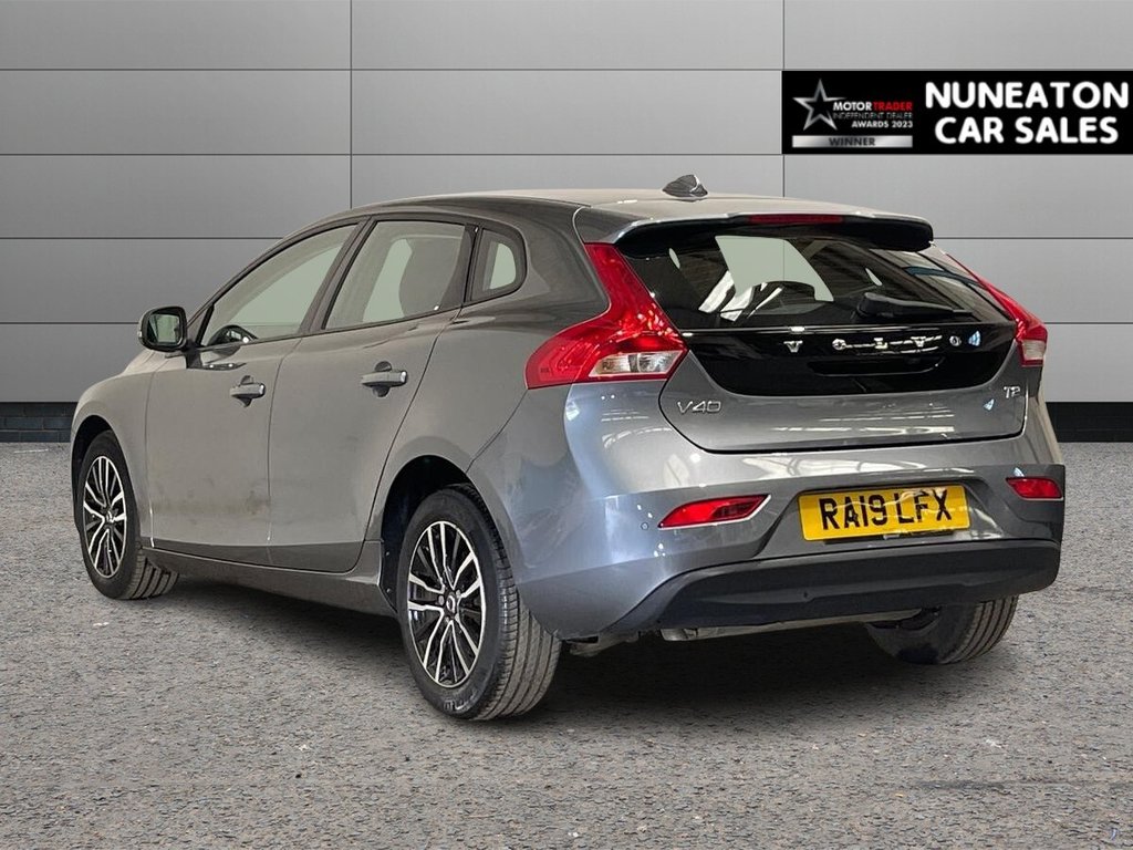 Used Volvo V40 2019 for sale - 76380104: Photo 5
