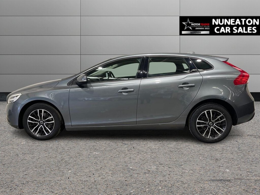 Used Volvo V40 2019 for sale - 76380104: Photo 6