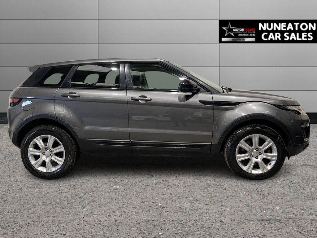 Used Land Rover Range Rover Evoque 2018 for sale - 76323700: Photo 2