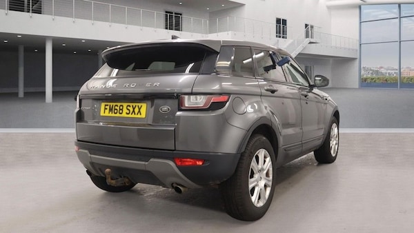 Used Land Rover Range Rover Evoque 2018 for sale - 76323700: Photo 4