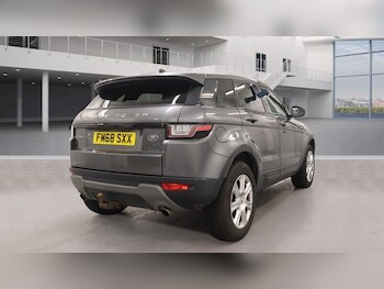 Used Land Rover Range Rover Evoque 2018 for sale - 76323700: Photo 4