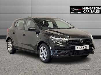 2021 (21) - 1.0 TCe Essential Hatchback 5dr Bi Fuel Manual Euro 6 (s/s) (100 ps)
