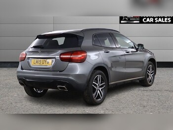 Used Mercedes-Benz GLA 2019 for sale - 78570436: Photo