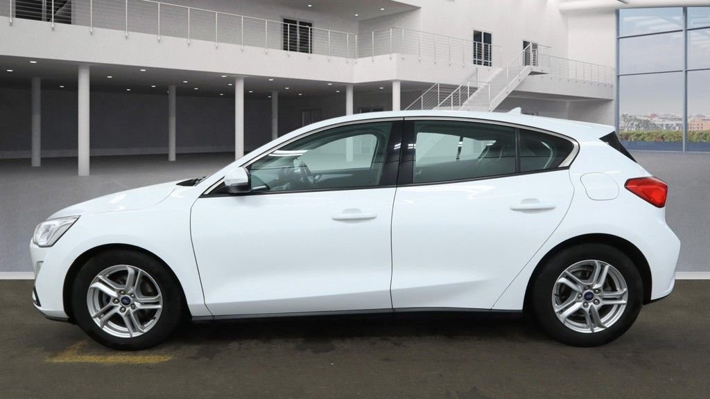 Used Ford Focus 2020 for sale - 76923489: Photo 6