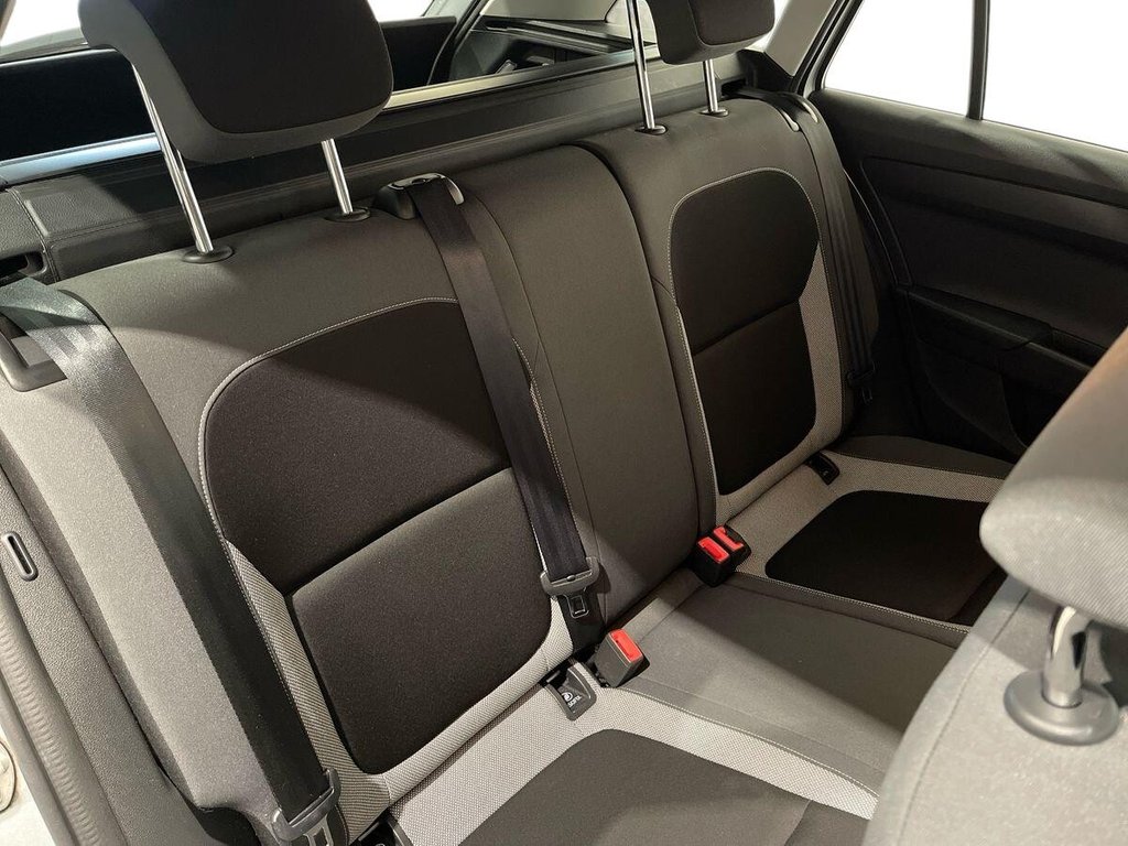 Used Skoda Fabia 2015 for sale - 76635535: Photo 24