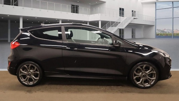 Used Ford Fiesta 2019 for sale - 76334000: Photo 5