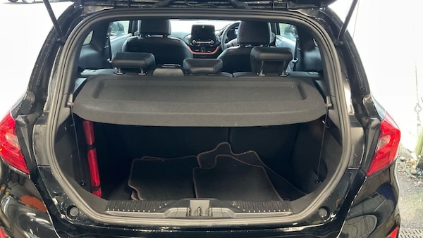 Used Ford Fiesta 2019 for sale - 76334000: Photo 7