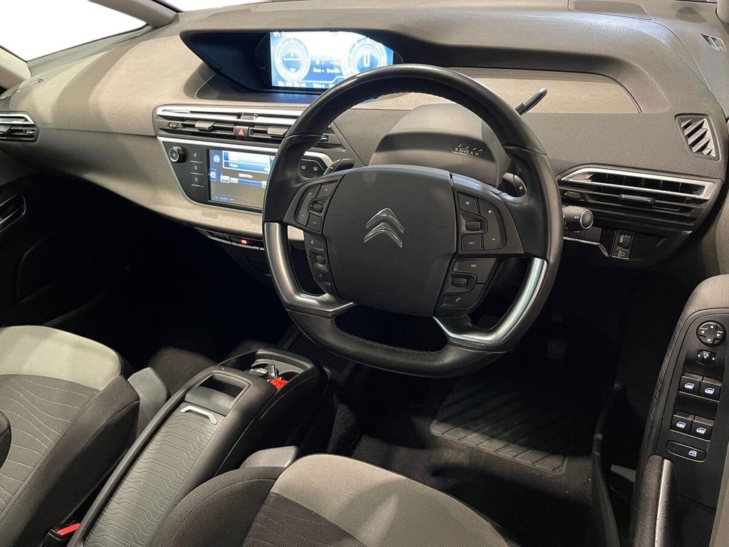 Used Citroen C4 Picasso 2013 for sale - 76395970: Photo 9