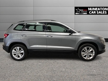 Used Skoda Karoq 2019 for sale - 75548502: Photo