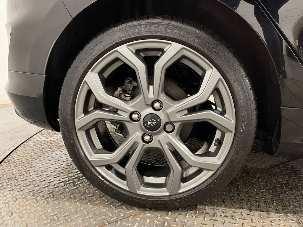 Used Ford Fiesta 2019 for sale - 76617267: Photo 31