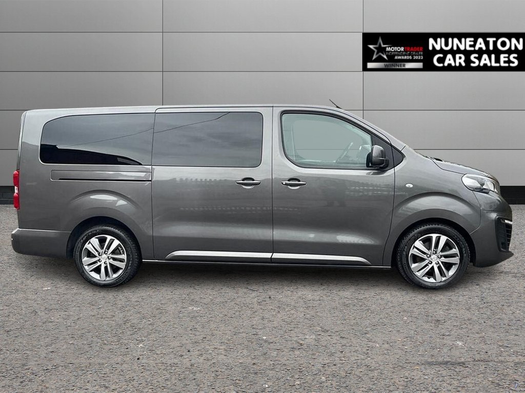 Used Peugeot Traveller 2018 for sale - 76345971: Photo 2