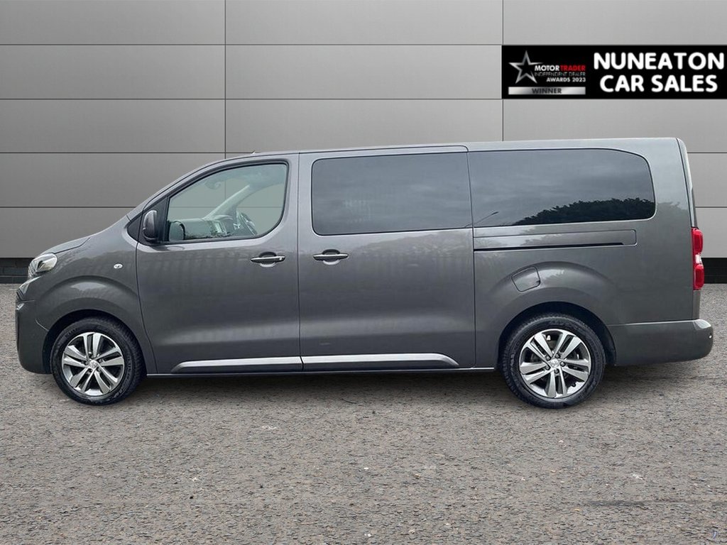 Used Peugeot Traveller 2018 for sale - 76345971: Photo 6