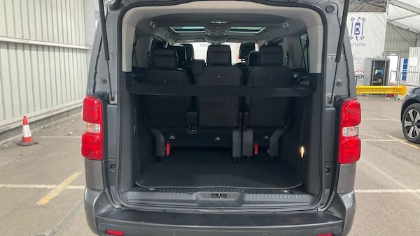 Used Peugeot Traveller 2018 for sale - 76345971: Photo 7