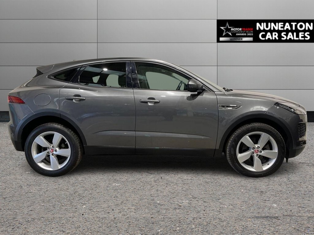 Used Jaguar E-Pace 2018 for sale - 77236789: Photo 2