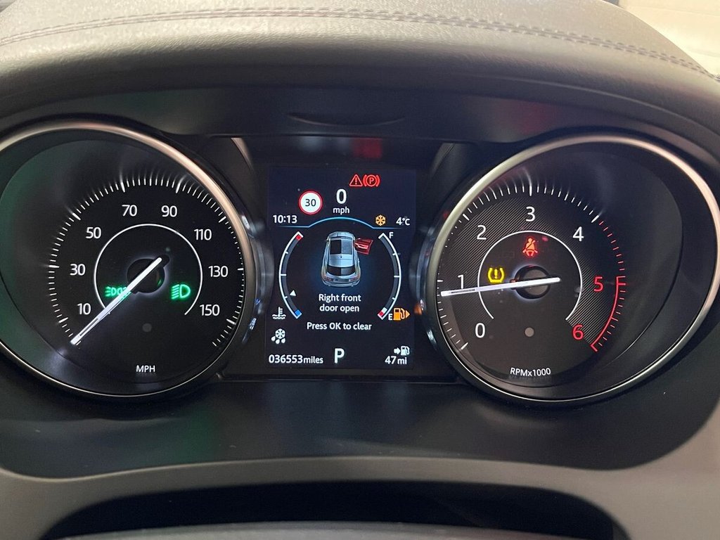 Used Jaguar E-Pace 2018 for sale - 77236789: Photo 23