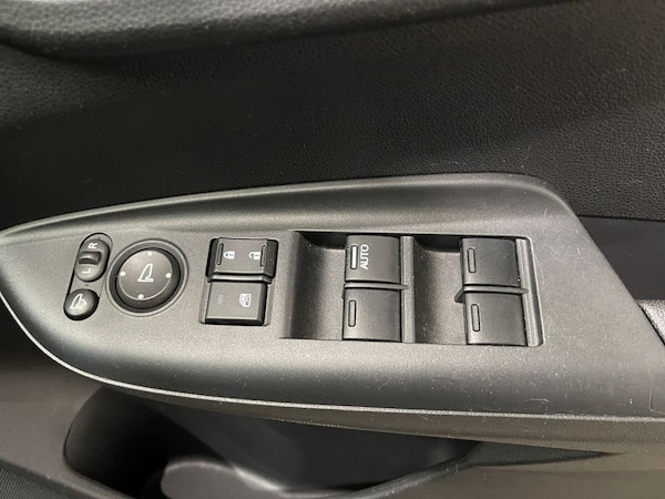 Used Honda Jazz 2017 for sale - 76345991: Photo 18