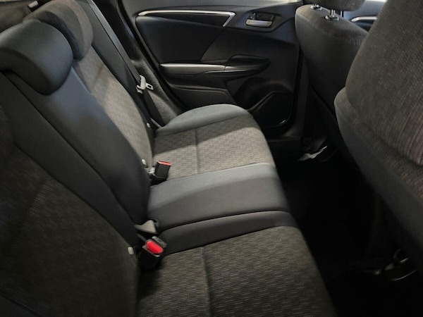 Used Honda Jazz 2017 for sale - 76345991: Photo 25