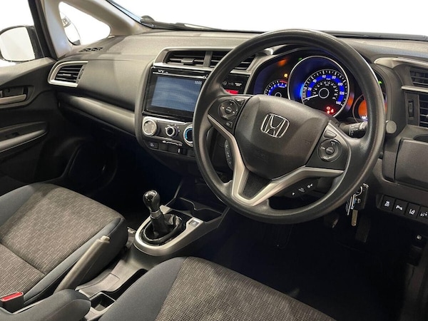 Used Honda Jazz 2017 for sale - 76345991: Photo 9
