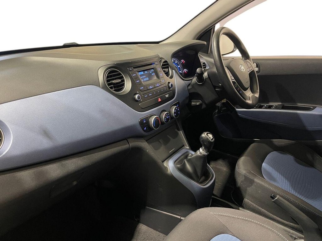 Used Hyundai i10 2014 for sale - 77313500: Photo 13