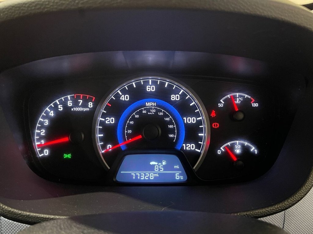 Used Hyundai i10 2014 for sale - 77313500: Photo 17