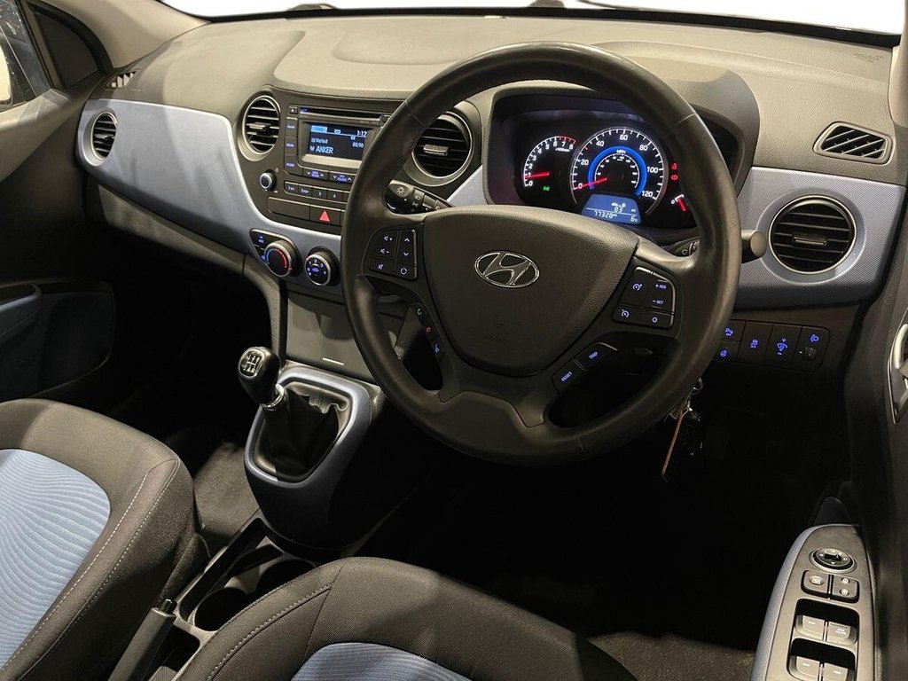 Used Hyundai i10 2014 for sale - 77313500: Photo 9