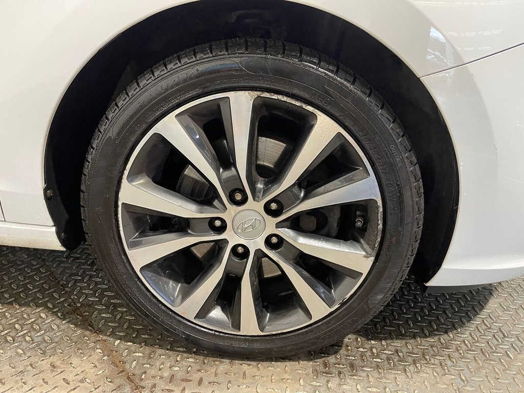 Used Hyundai i30 2017 for sale - 76882971: Photo 23