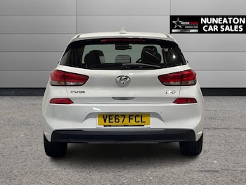 Used Hyundai i30 2017 for sale - 76882971: Photo