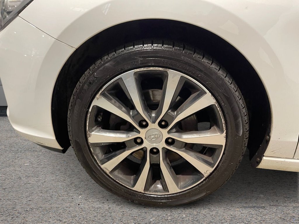 Used Hyundai i30 2017 for sale - 76882971: Photo 9