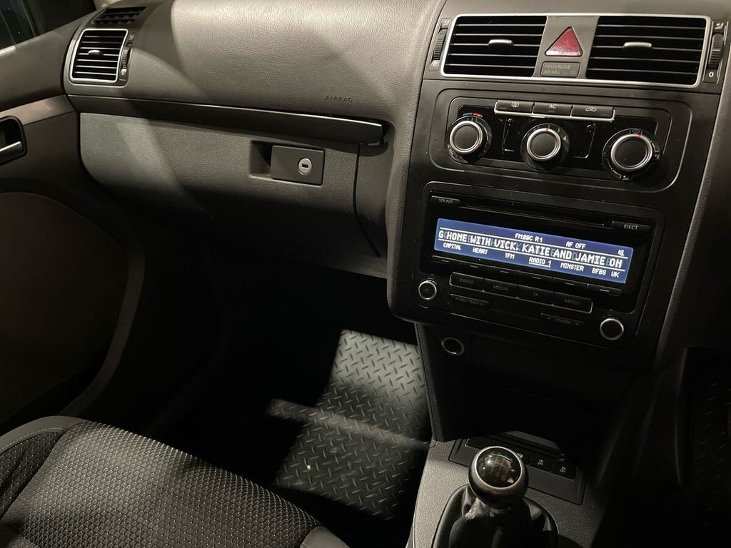 Used Volkswagen Touran 2012 for sale - 77534363: Photo 16