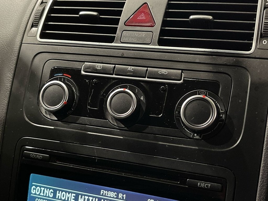 Used Volkswagen Touran 2012 for sale - 77534363: Photo 17