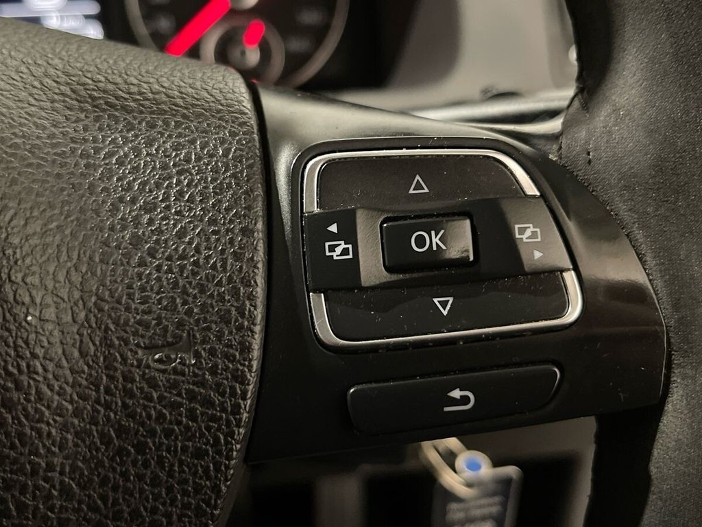 Used Volkswagen Touran 2012 for sale - 77534363: Photo 23