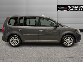 Used Volkswagen Touran 2012 for sale - 77534363: Photo