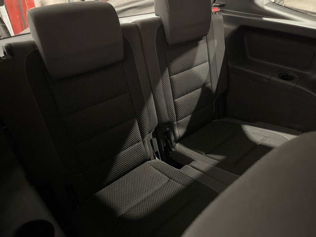 Used Volkswagen Touran 2012 for sale - 77534363: Photo 30