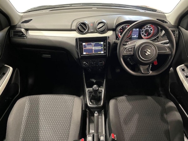 Used Suzuki Swift 2018 for sale - 76039788: Photo 10