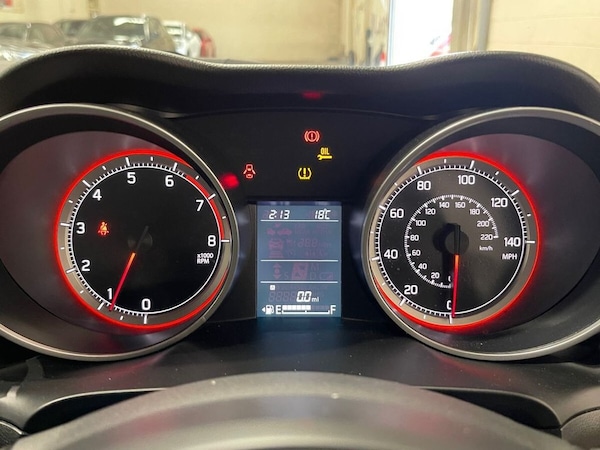 Used Suzuki Swift 2018 for sale - 76039788: Photo 18