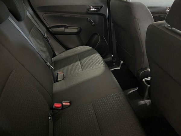 Used Suzuki Swift 2018 for sale - 76039788: Photo 20
