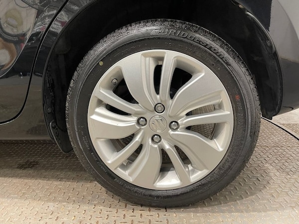 Used Suzuki Swift 2018 for sale - 76039788: Photo 22