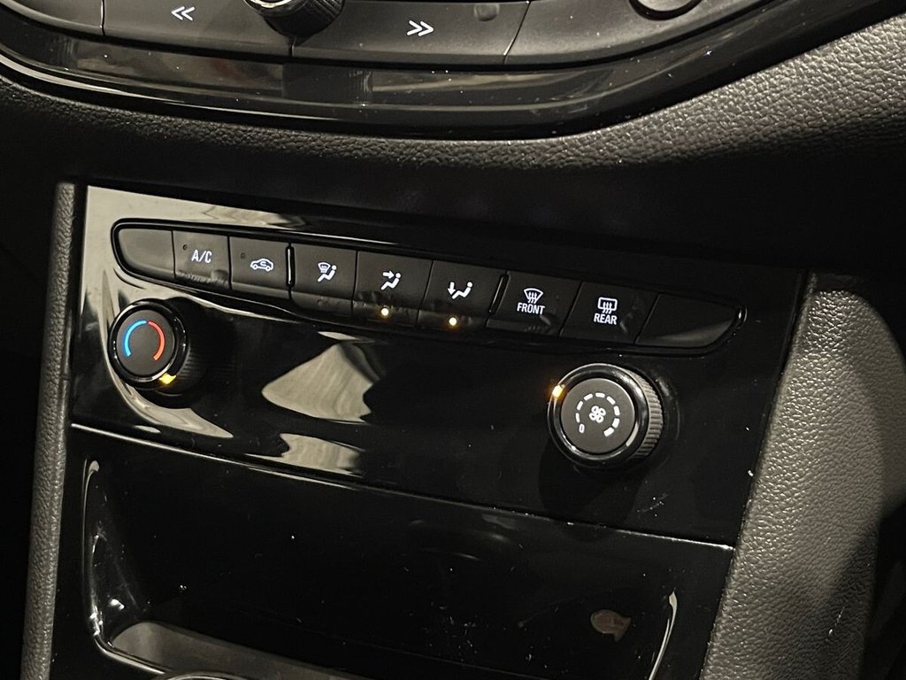 Used Vauxhall Astra 2018 for sale - 77171747: Photo 17