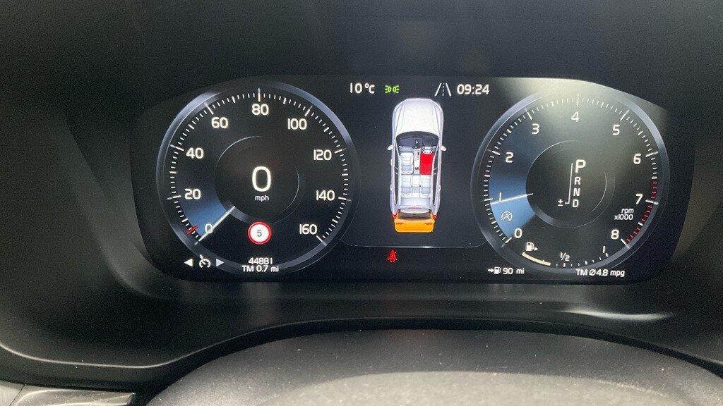 Used Volvo XC60 2018 for sale - 77991438: Photo 10