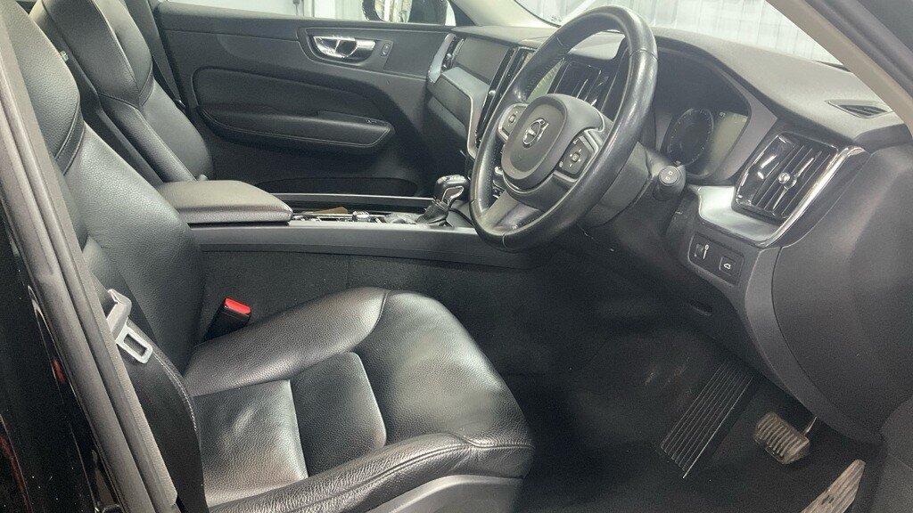 Used Volvo XC60 2018 for sale - 77991438: Photo 9