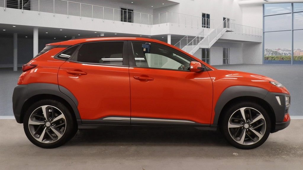 Used Hyundai KONA 2018 for sale - 76725060: Photo 5