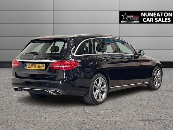 Used Mercedes-Benz C-Class 2018 for sale - 76245198: Photo 3