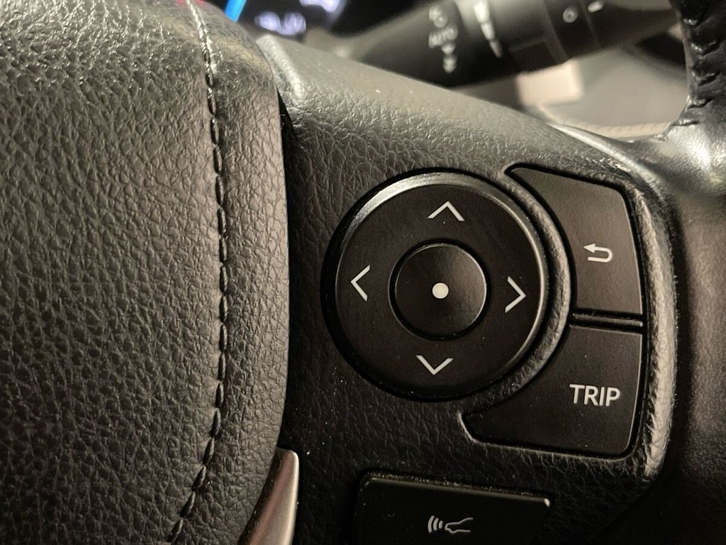 Used Toyota RAV4 2018 for sale - 77534302: Photo 25