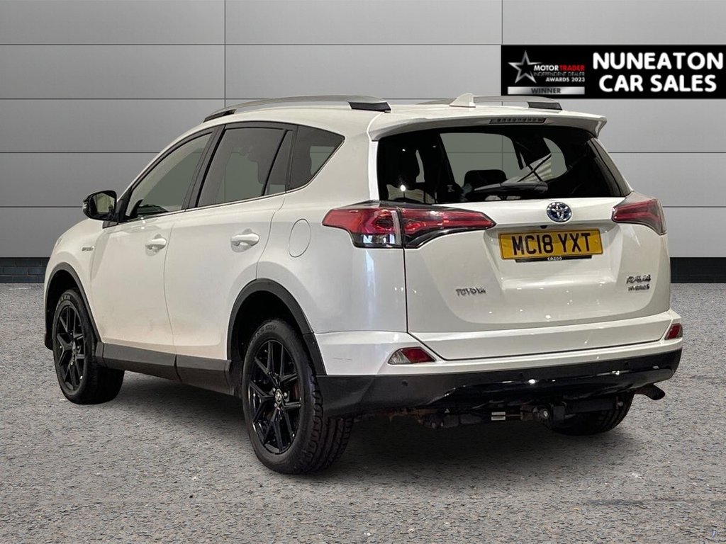 Used Toyota RAV4 2018 for sale - 77534302: Photo 5